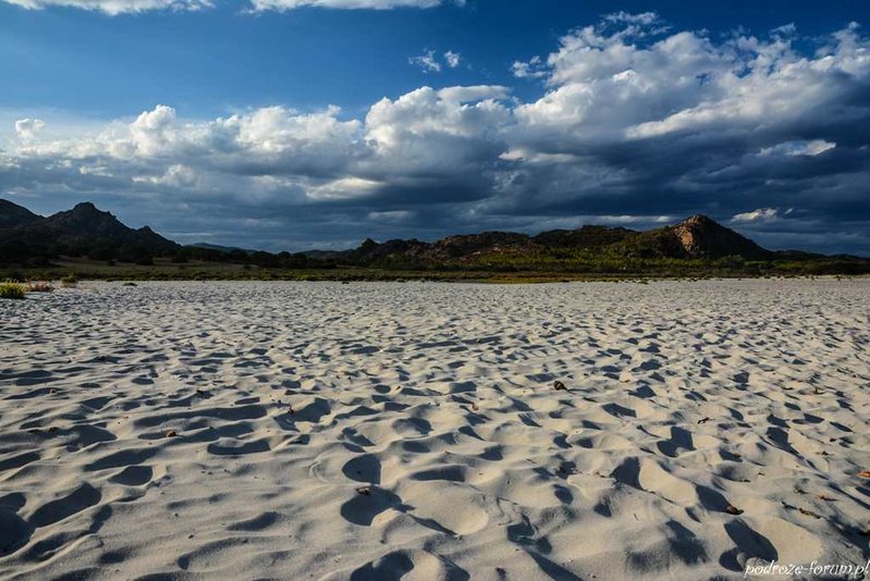 Sardynia wakacje 2017 najpiekniejsze plaże północno wschodniego wybrzeża (35).jpg